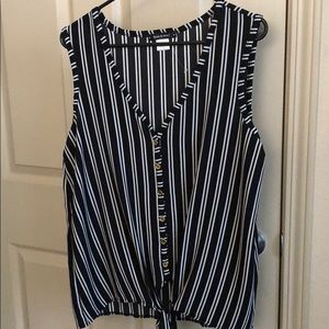 Black & White knotted Blouse